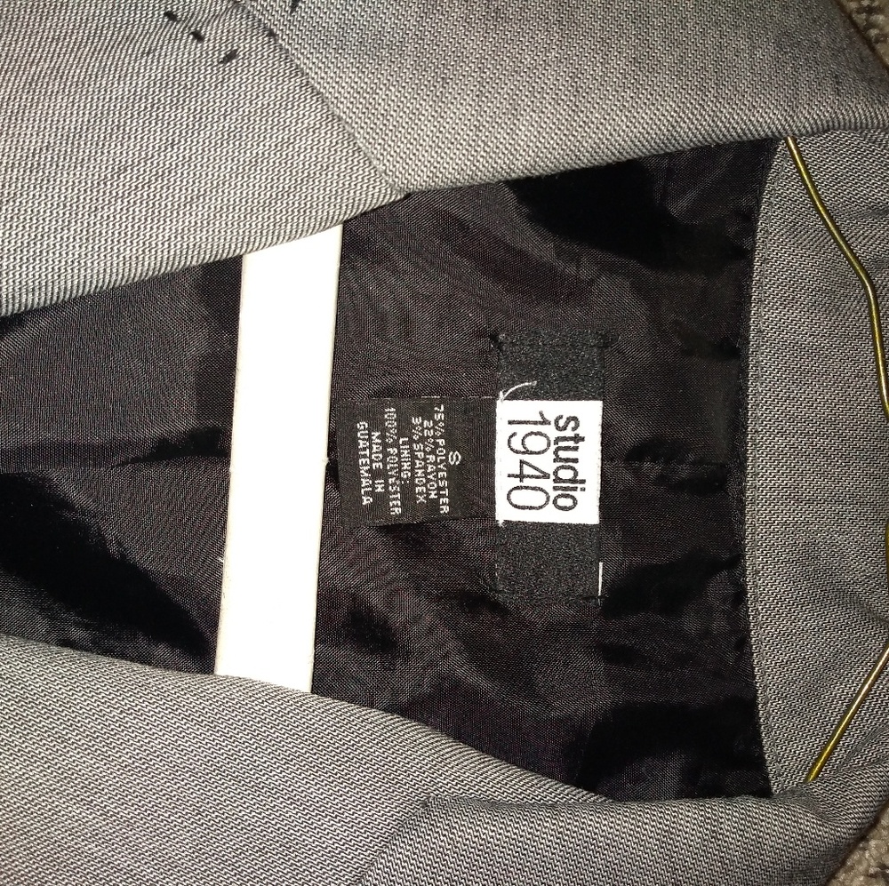 Blazer - Picture 2 of 2